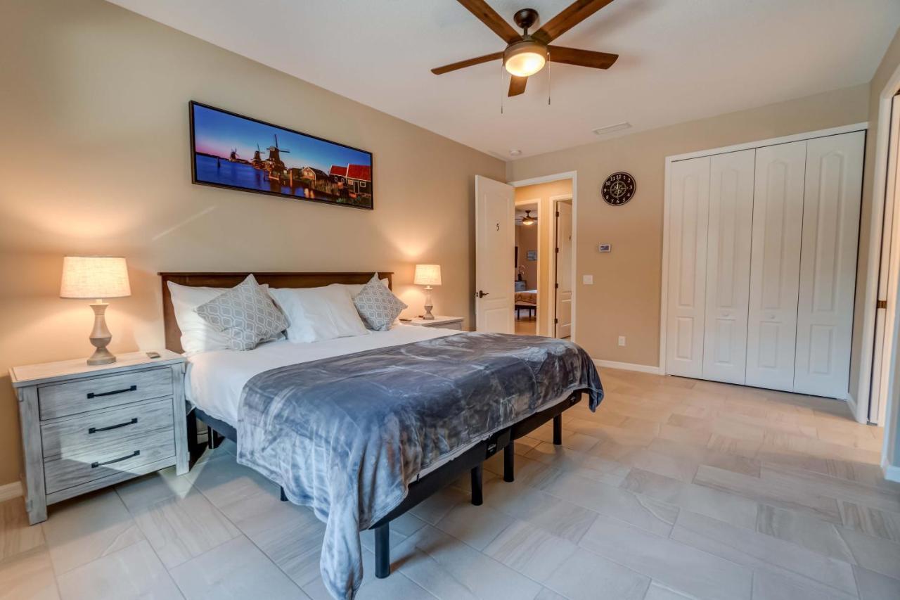 Short Term Vacation Rental Luxury B&B Cth Englewood Exteriör bild